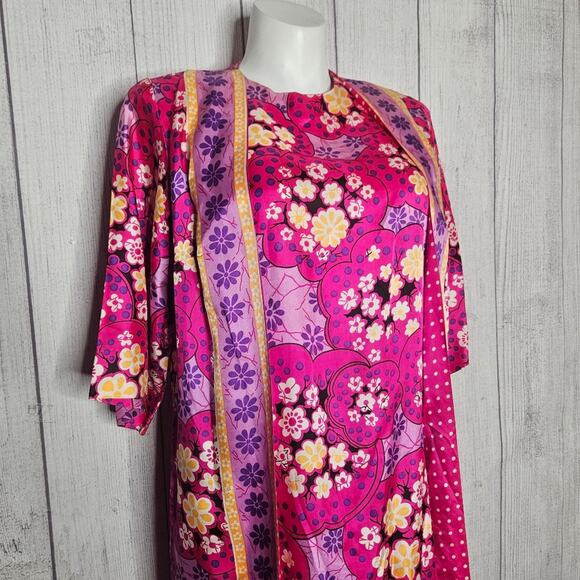 1960s Lane Bryant Vtg Psychedelic Bright Pink Floral Groovy Kaftan - Picture 2 of 8